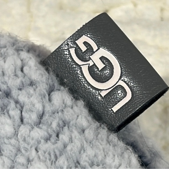 UGG Sherpa Gray Star-Shaped Pillow - Picture 2 of 3